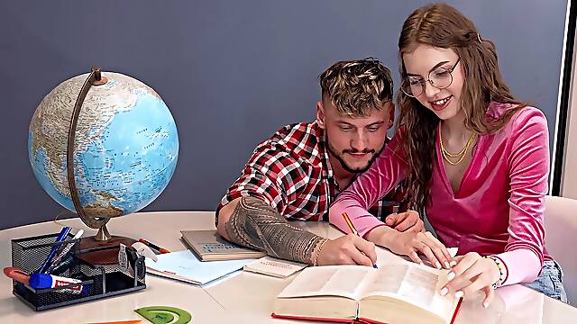 Brunette teen Alice Xo rides cock in cowgirl pose