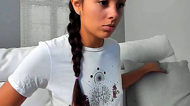 Hot amateur teen butt plug solo play