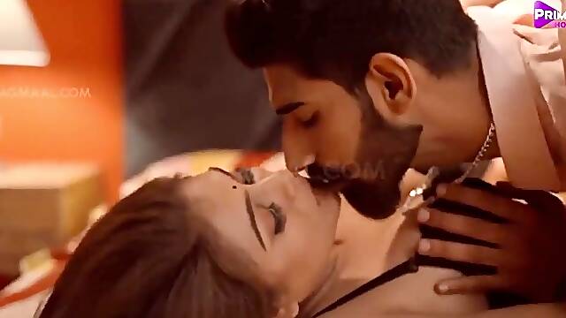 Horny Amateur Babe Booty Twerking In Panties