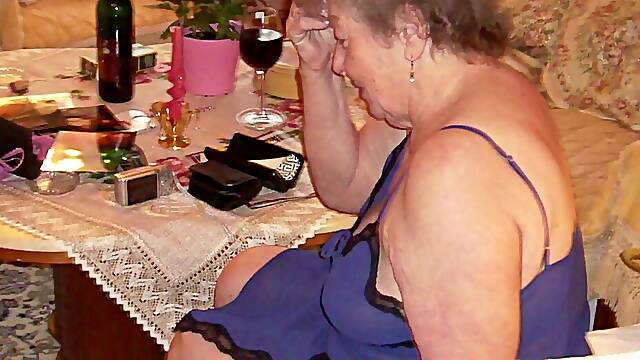 OMAGEIL Grandma Mature Ladies Are Rough In These Pictures