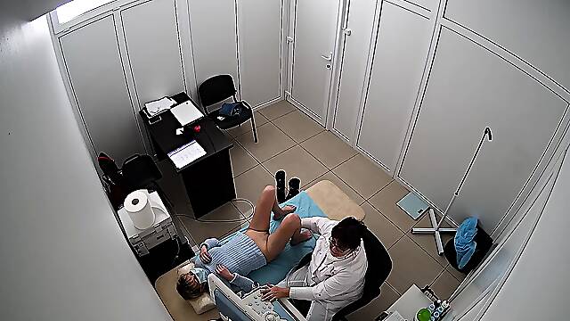 Hot amateur hidden cam