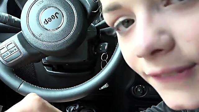 Horny Elsa Jean sucks and gets dicked in car - pov