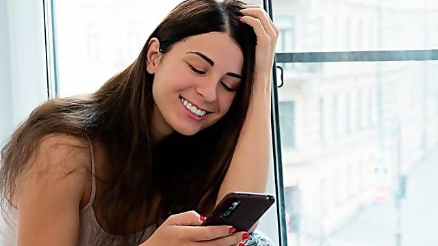 Amazing courtesan cumspray