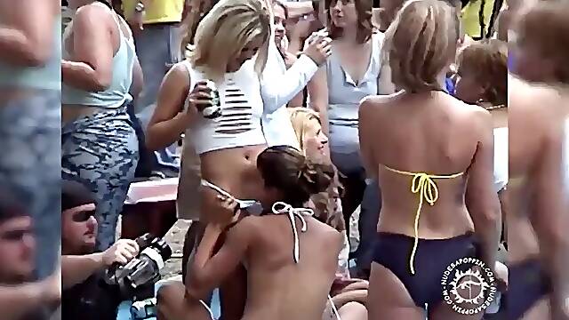 Wet tshirt contest usa