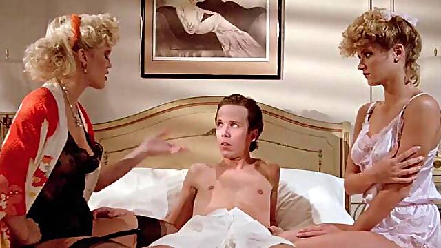 Trashy Lady ft. Vintage Ginger Lynn: Blowjob, Doggy Babe Porn