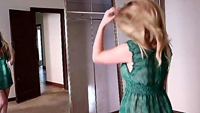 Girls Out West - Lonely amateur blondie touches herself,