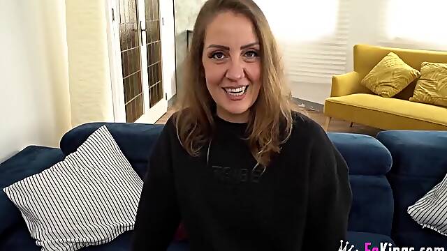 Lara Grey Wants Her Ultimate Challenge: Anal Fun For Experienced Stepmommies