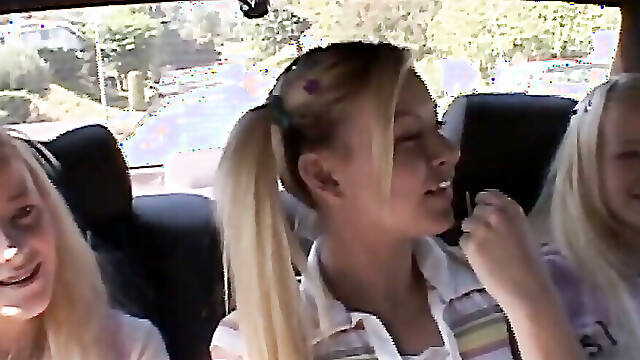 Sexy blonde teen twins share lez