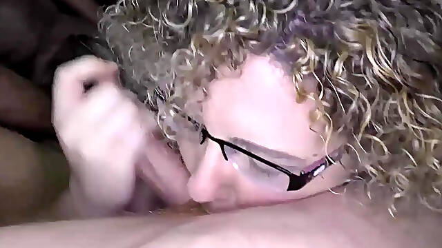 Curvy Violet Luise takes on big cocks at bukkake party