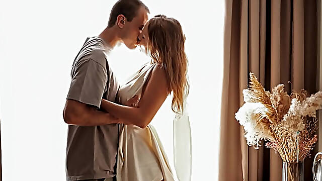 Bride cheats on her fiancé with a big cocked ex - deepthroat and doggy