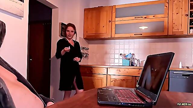 Mia Adler - Stiefonkel Beim Wixxen Erwischt Dann Anal Z