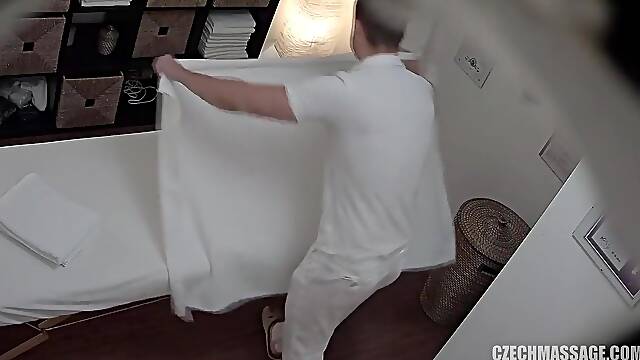 Sexy Milf Gets An Anal Massage