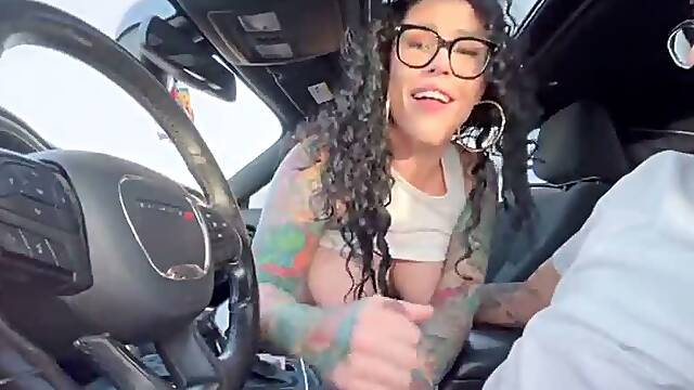 Car Broke Down, Pussy on the Side: Strangers Thick Cock Thanked with Roadside Fuck (Bianca Bailee, F