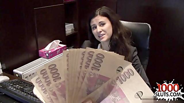 Sex With Beautiful Girl For Money