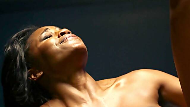 Lustful ebony hussy mind-boggling sex video