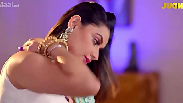 Indian hot cougar flaming porn video