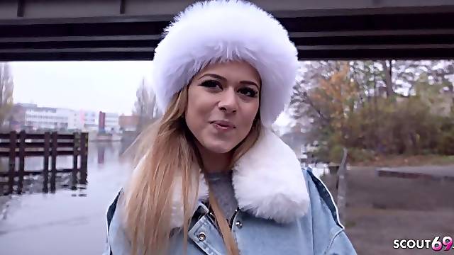 Beautiful hussy sensational sex clip