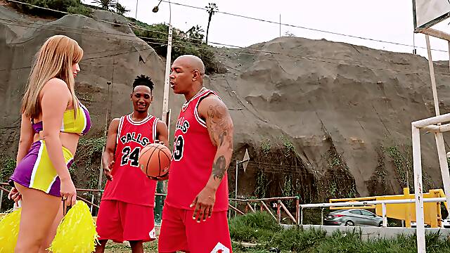 Peruvian woman from the jungle gets fucked and spied on by a stranger.