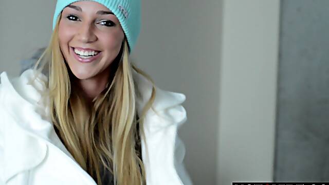 Kendra Sunderland Day In The Life Behind The Scenes