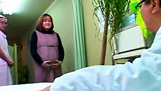Gynecological examination with a new doctor