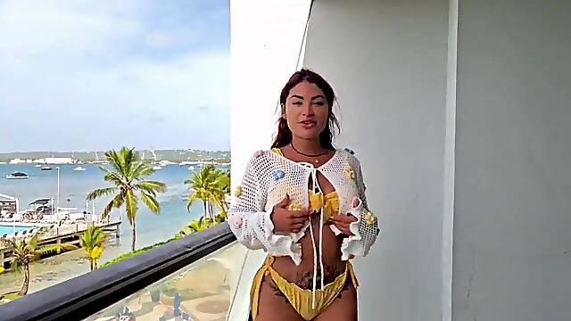 IVE SEX WITH A STRANGER I MET ON THE BEACH - ALEJANDRA PALACIOS