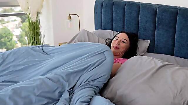 Caught my sexy alternative step sis MASTURBATING in my daybed - CUM ON BOOBS - Indica Marie & Lev Lieben