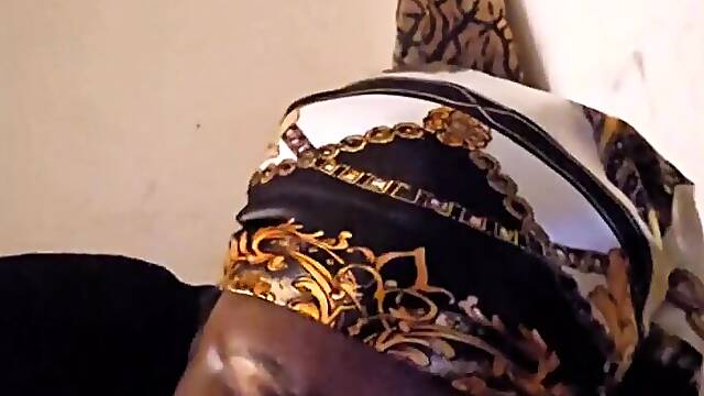 Cum Wench Eating Wang Like A Pro