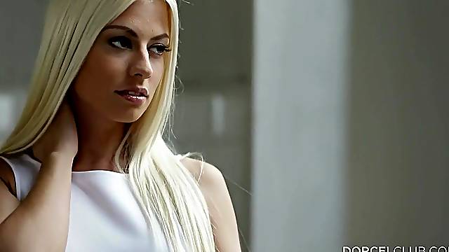 Jessie Volt Plays Innocence