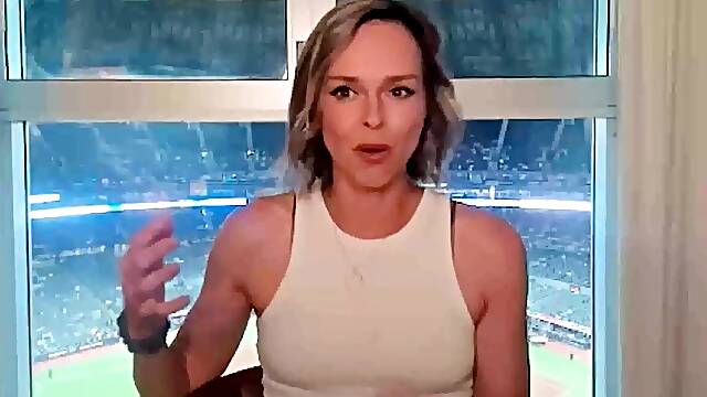 Hotwife and swinger Serenity Cox talks about getting banged by strangers