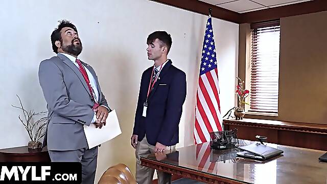 Meaty Politician Monica Minx Uses Her Assistant To Get What This babe Truly Craves