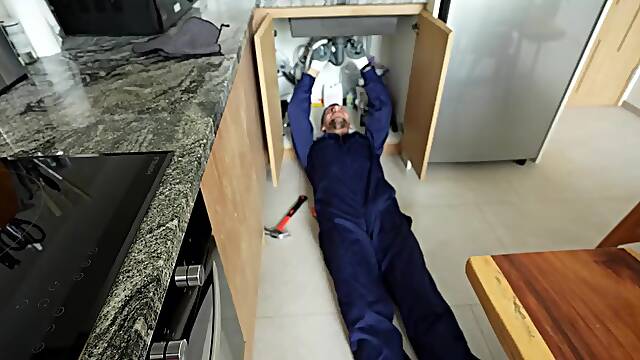Despairing Lewd Cutie Seduces Plumber with Her Shiny Oiled Body