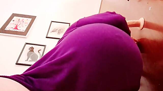 The Extreme and Expensive Cravings of Nicoletta