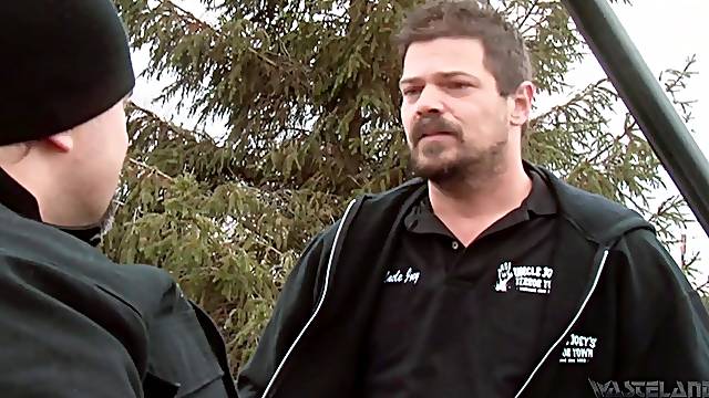 Liz Vicious gets her wet pussy pleased and licked by her friend