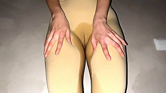 Teen girl gets herself off, solo babe cums hard, massive squirting action