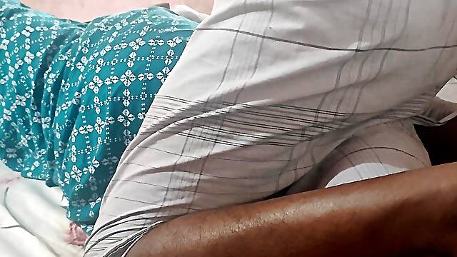 Indian Cute Kerala Mallu Girl with Boyfriend Eating Pussy