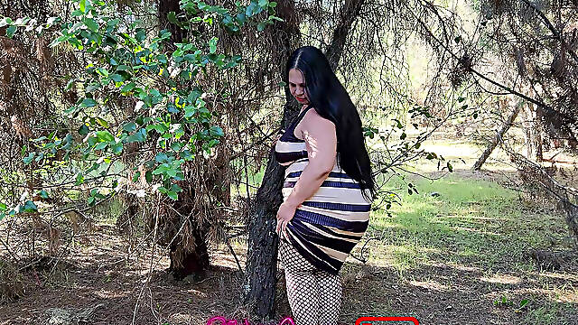 Riderqueen Alone Outdoors