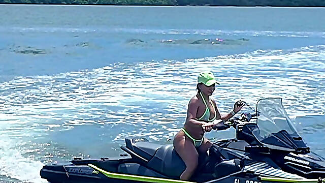 Sucking & Fucking My Jetski Instructor's Dick on the Beach