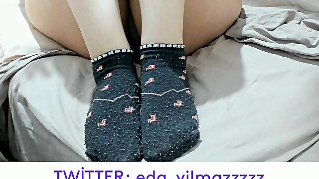 Foot- Foot Fetish- Turkish Foot- Turkish Foot Fetish- Socks- Short Socks- Turkish Porn- Turkish MILF- Turkish Owner