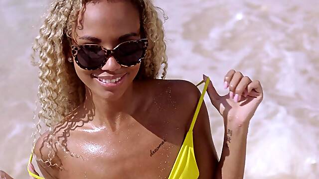 Blowjob fiesta on the sand: Interracial passion